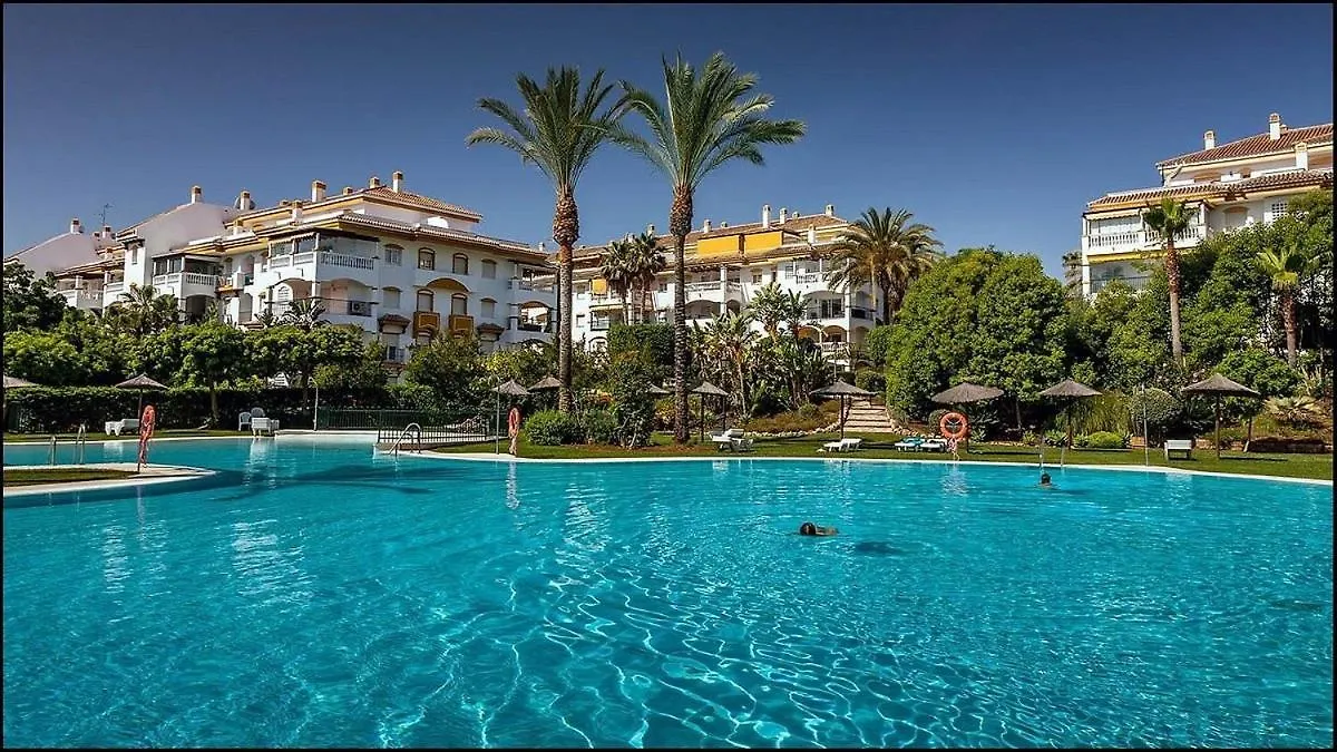 Lovely Apartment In Dama De Noche Μαρμπέλλα